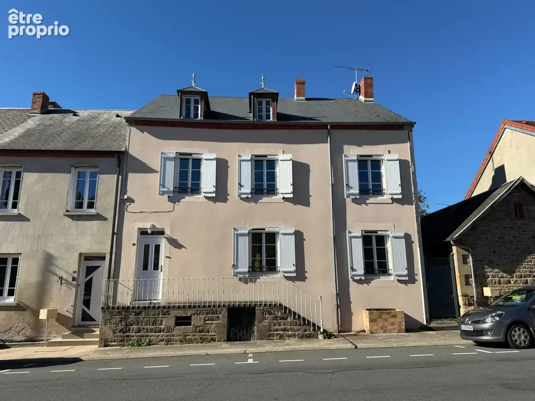 Auv 1234 : Maison rénovée avec jardin et garage à Marcillat, 641m2 - photo 17