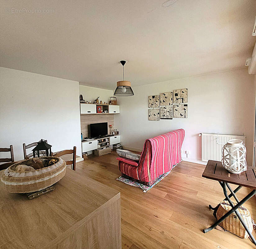 Appartement à LES ULIS