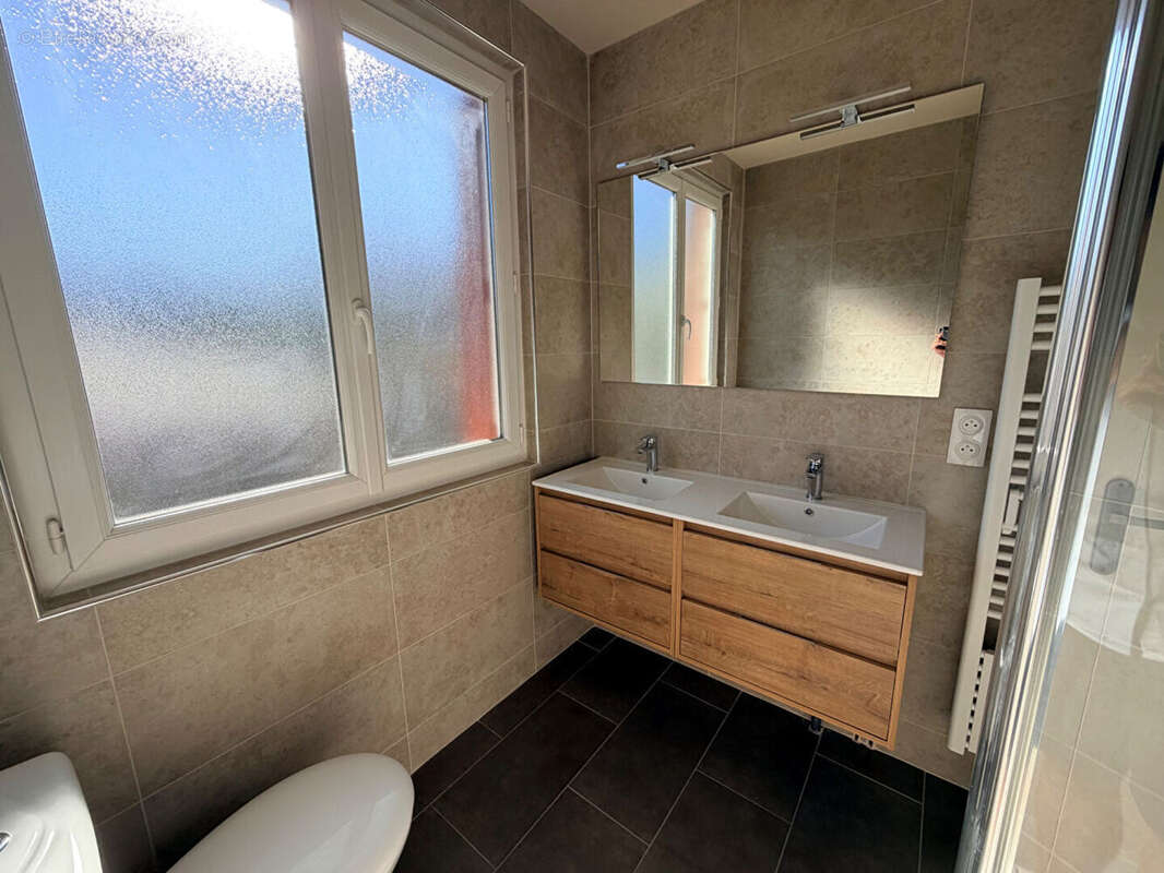 Maison Aurillac 5 pièces 101 m² sur une parcelle de 433 m² - photo 7