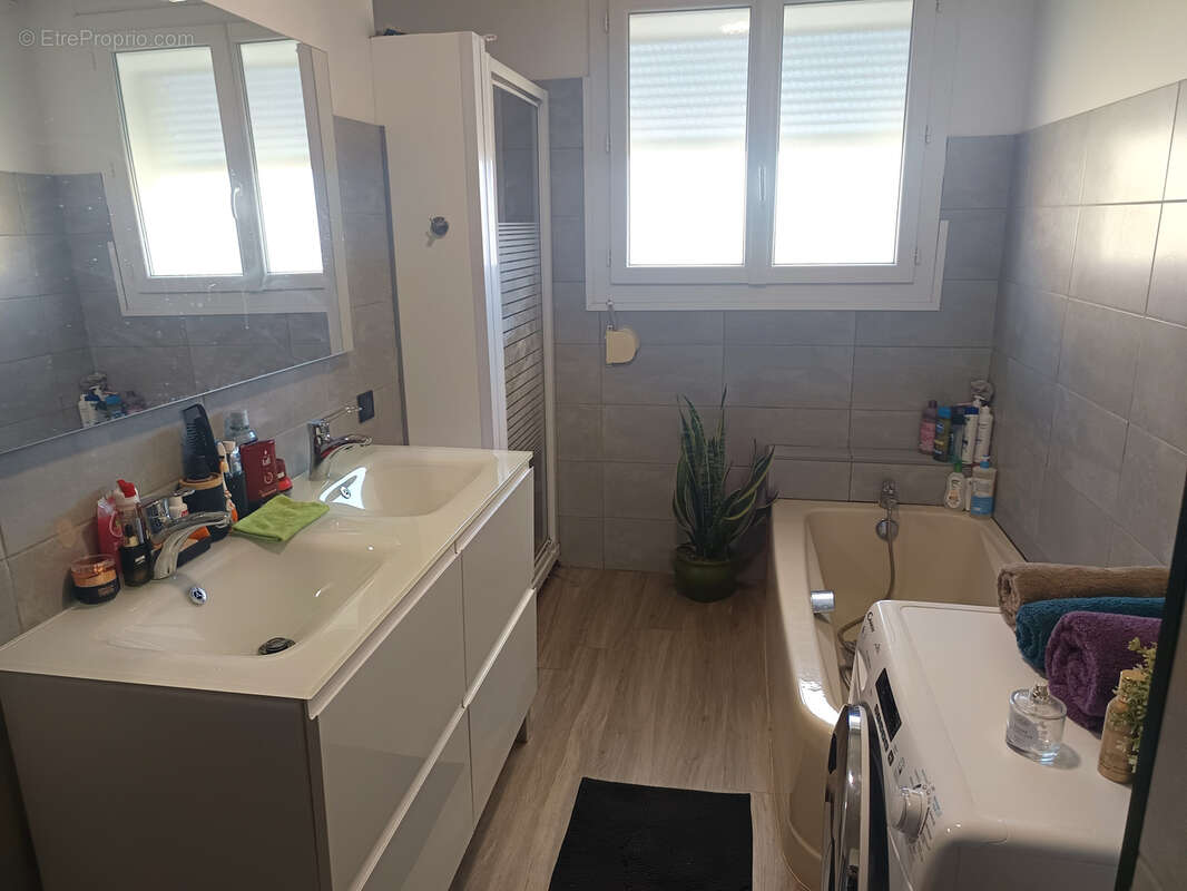 Maison à SAINT-SERNIN