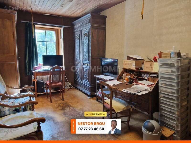 Maison de village à LIVINHAC LE HAUT (12) - photo 6