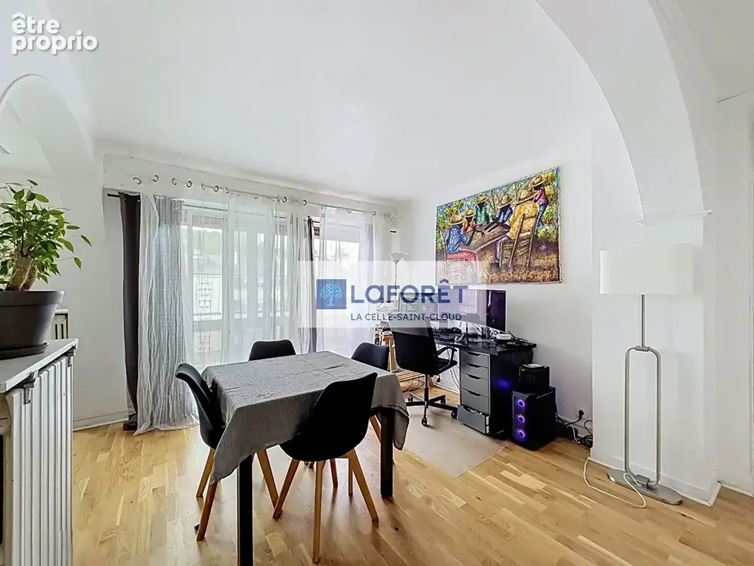 Appartement La Celle Saint Cloud 4 pièces 82m2 utiles - photo 2