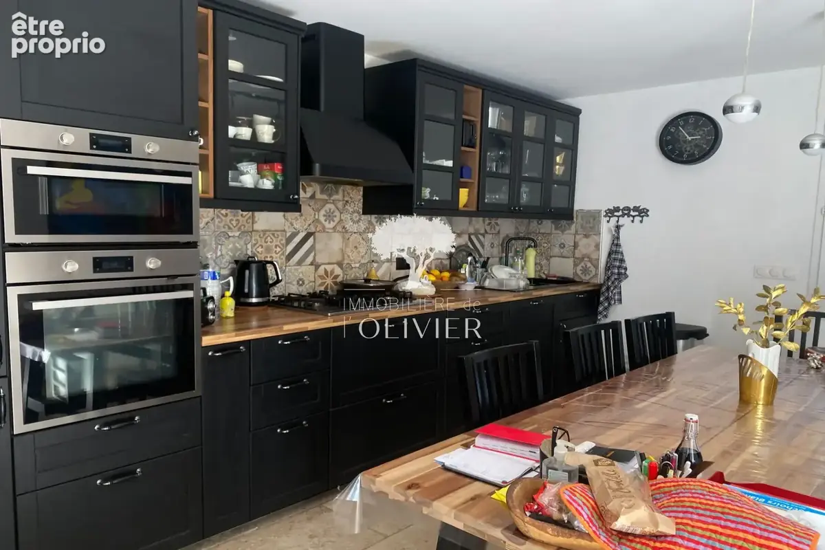 Maison 7 pièces 270 m² à vendre à Villars (84400) - photo 7