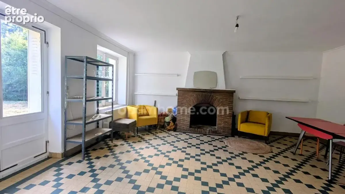 Rare sous les 100k€ : Authentique longère percheronne à restaurer, cheminée d'époque et terrain arboré 1 500 m² — Proche Bellême - photo 3