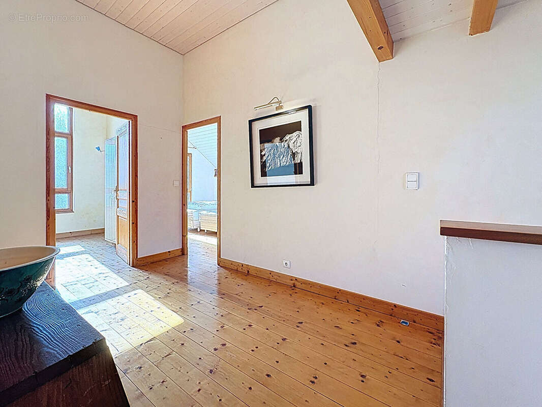 Maison La Roche Sur Foron 6 pièce(s) 172m2 - photo 10