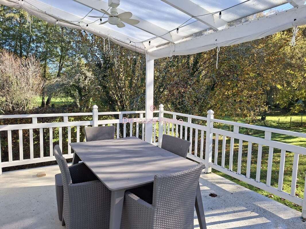 Maison à SAINT-ASTIER