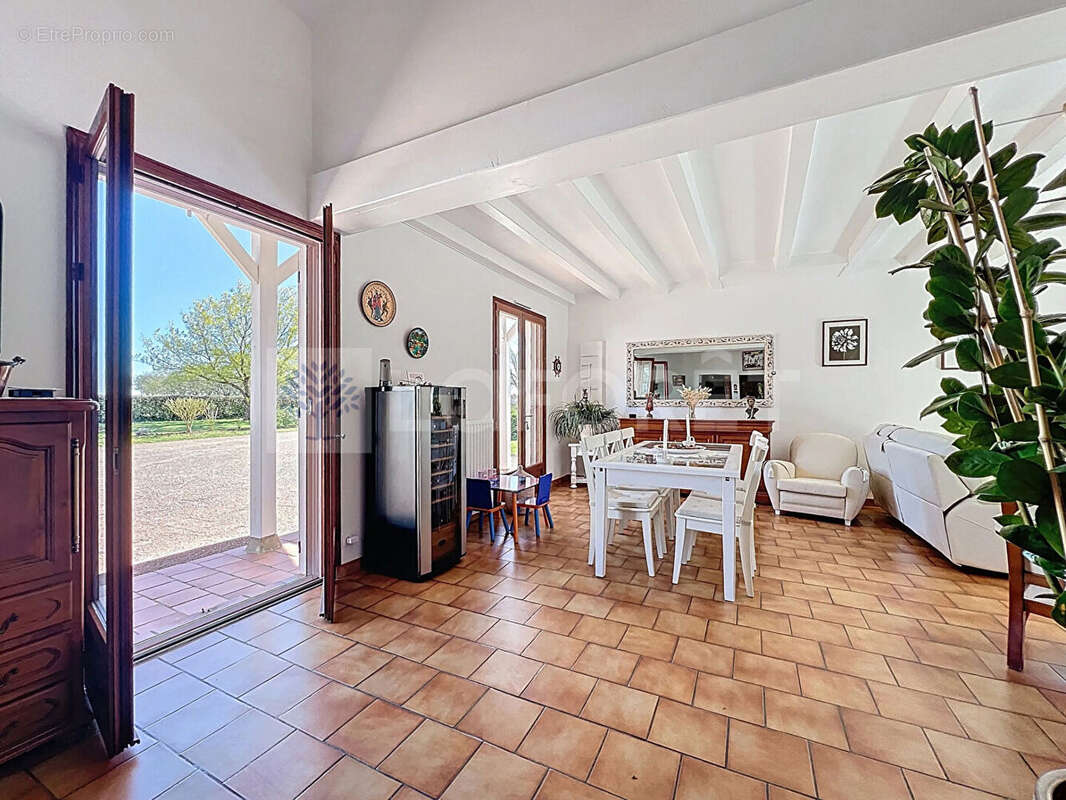 Maison à LA GRIMAUDIERE