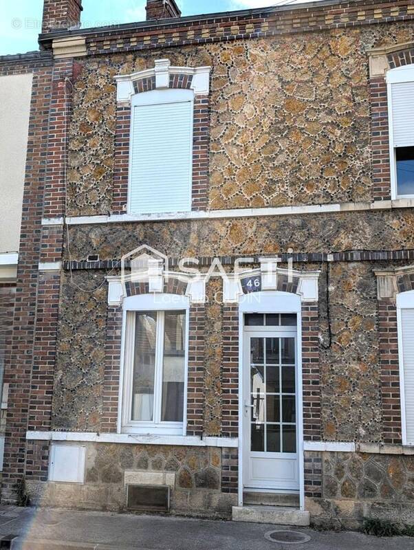 Photo 1 - Maison à ROMILLY-SUR-SEINE