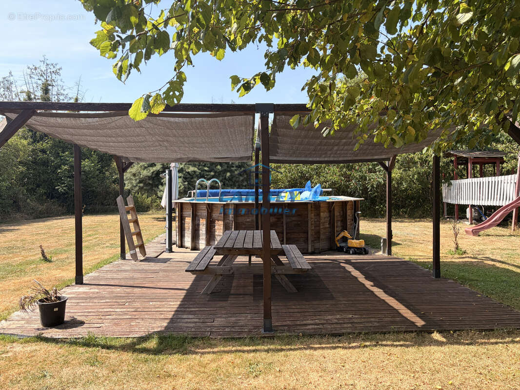 MAISON BOURGEOISE de 150 m2 - 4 chambres - 7627 m2 de terrain - photo 2