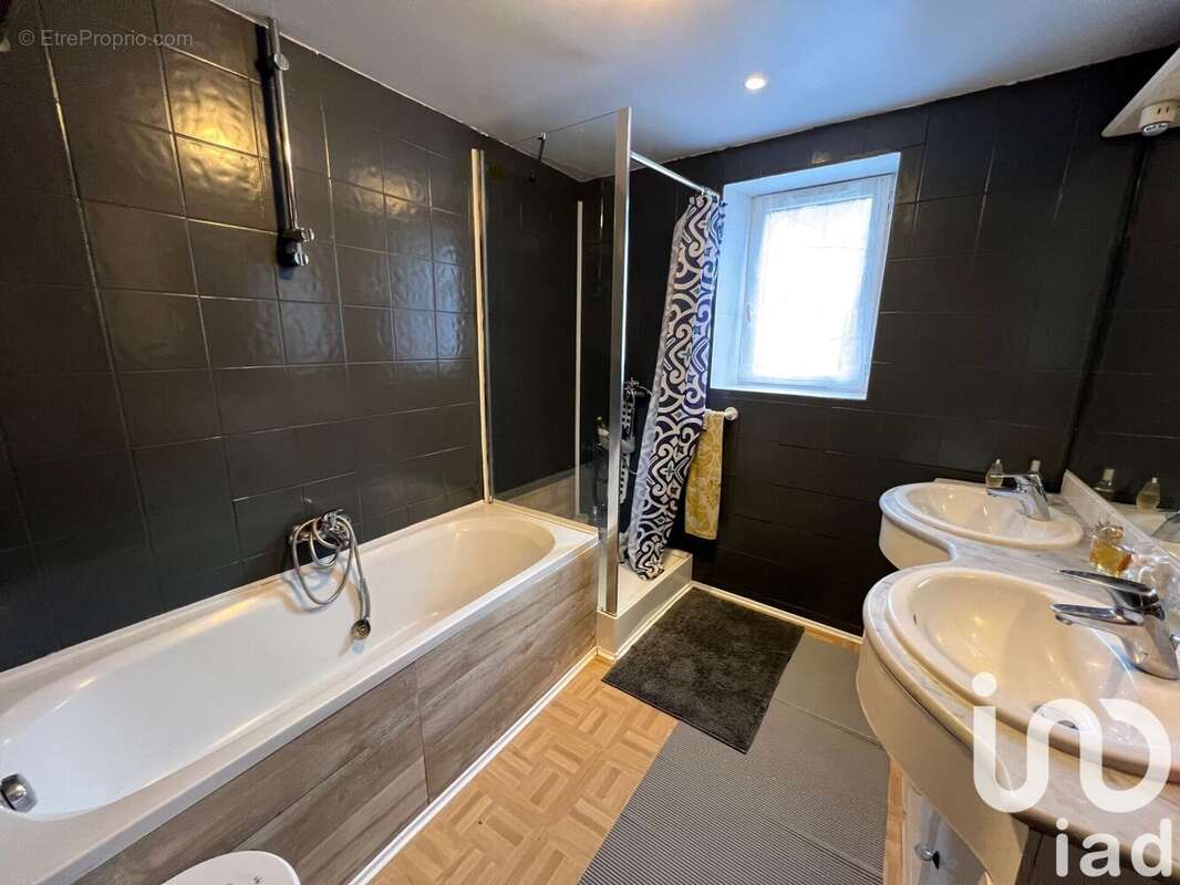 Photo 5 - Maison à SAINT-CYR-SUR-MORIN