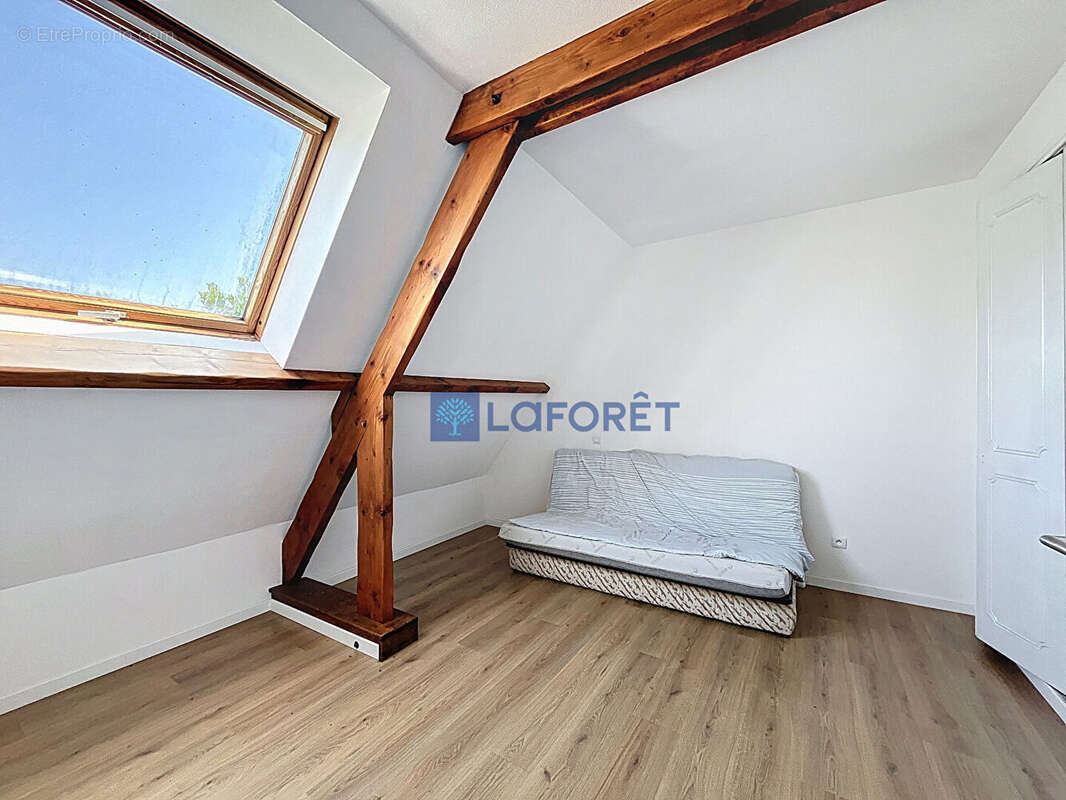 Maison à SAINTRY-SUR-SEINE