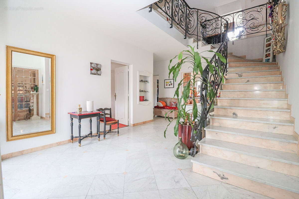 Maison à VELARS-SUR-OUCHE