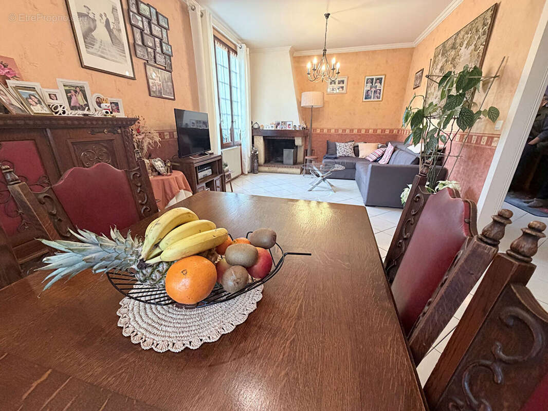 Maison à CHAMPIGNY-SUR-MARNE