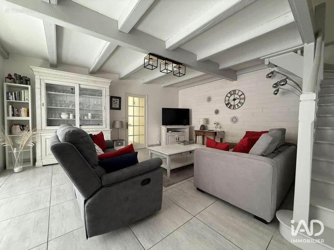 Maison 120 m² à Angoulins  - photo 3