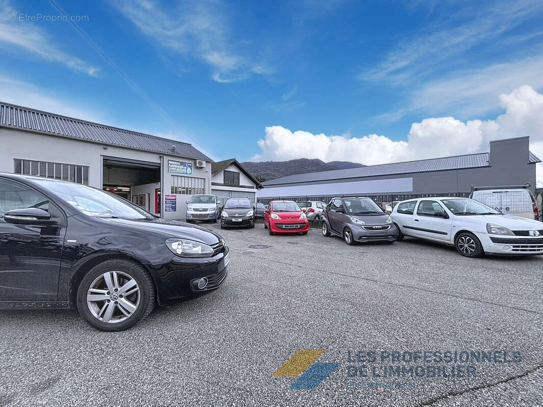 Commerce à LA RAVOIRE