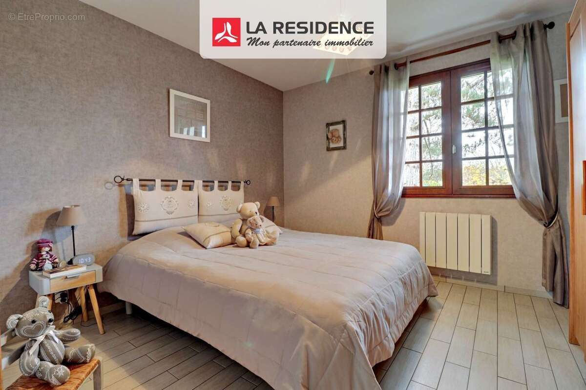 Maison à BERCHERES-SUR-VESGRE