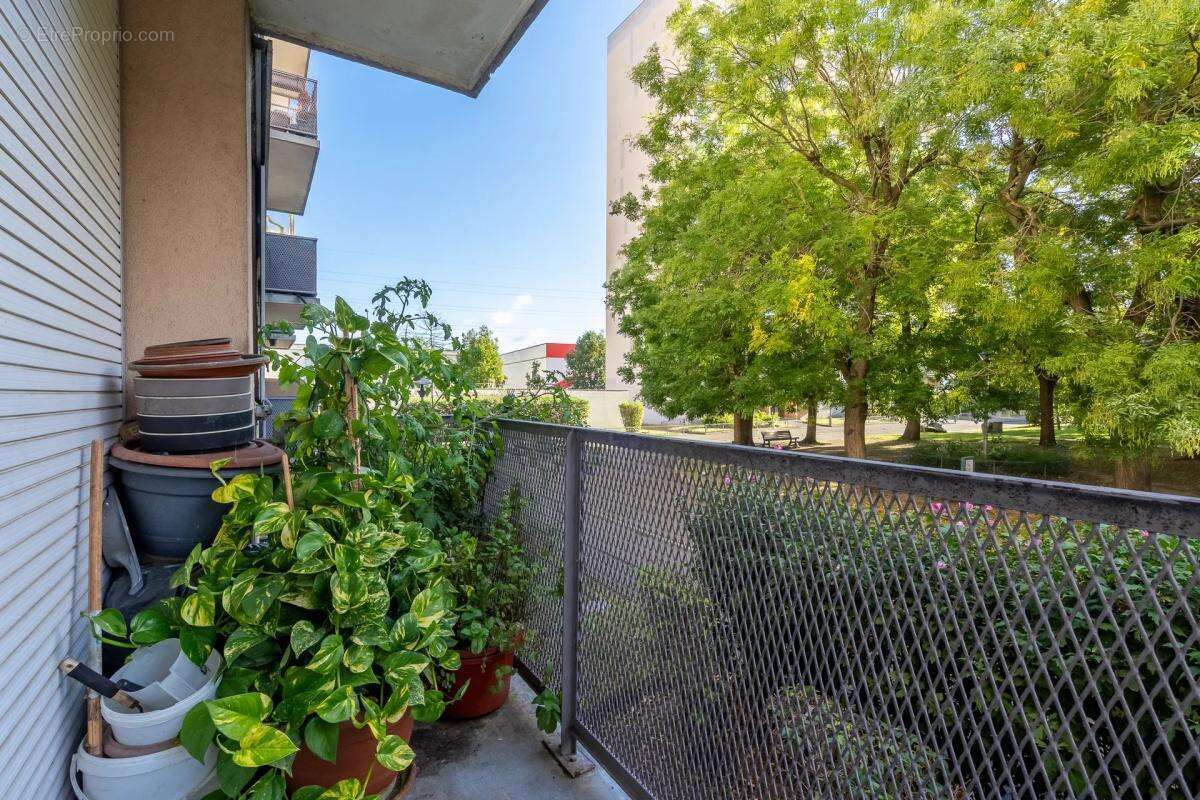 Appartement à ROSNY-SOUS-BOIS