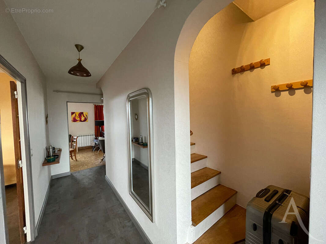 Maison à MONDEVILLE