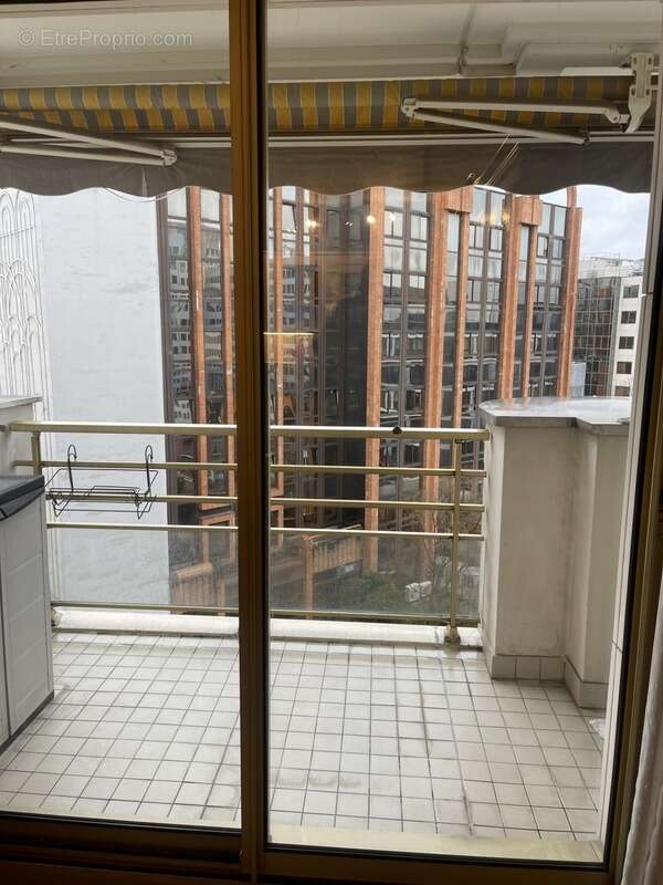 Appartement à LEVALLOIS-PERRET