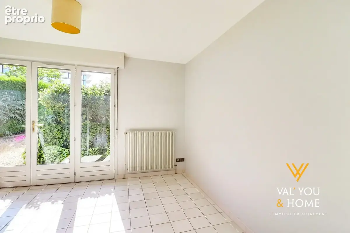 Maison individuelle plain-pied VAUGNERAY - photo 11