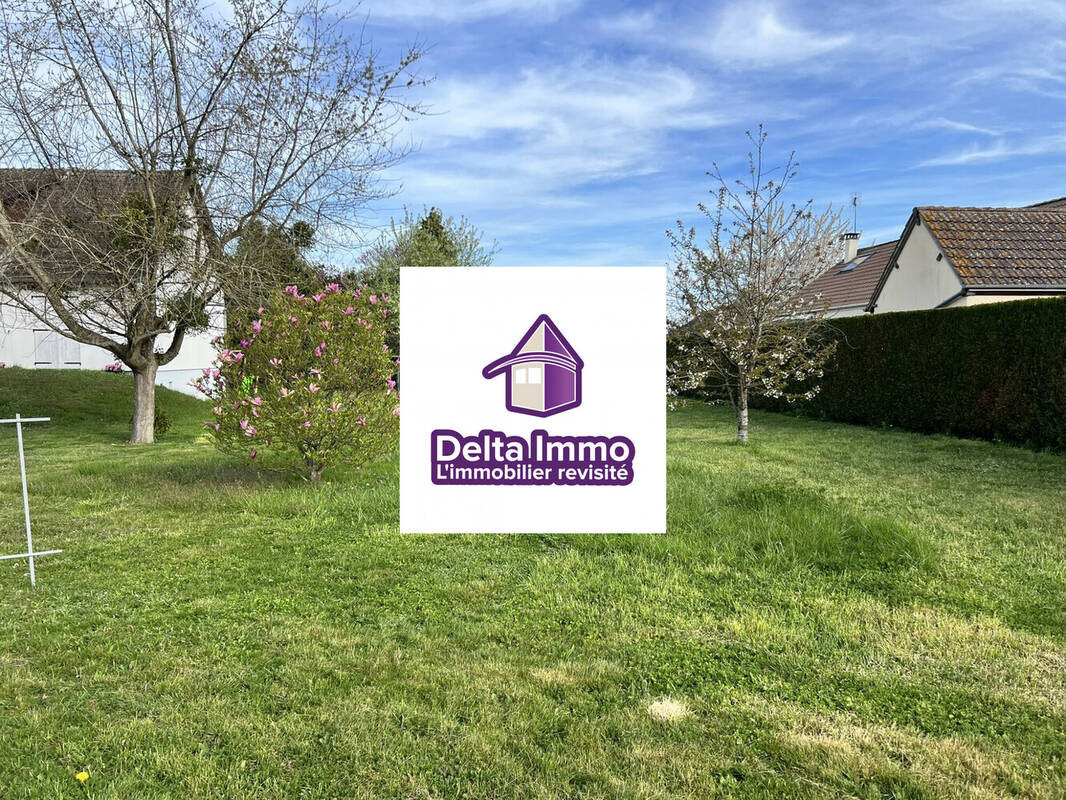 Terrain à SAINT-SEBASTIEN-DE-MORSENT