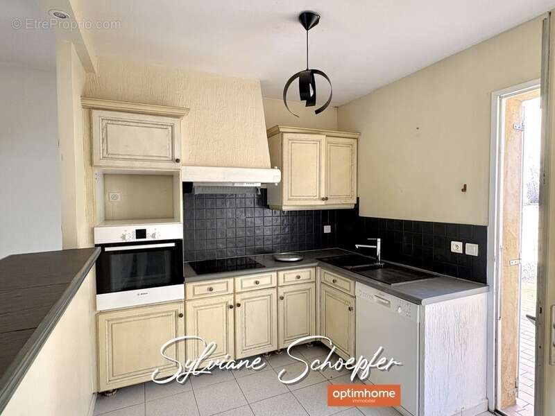 Appartement à SAINT-PAUL-TROIS-CHATEAUX