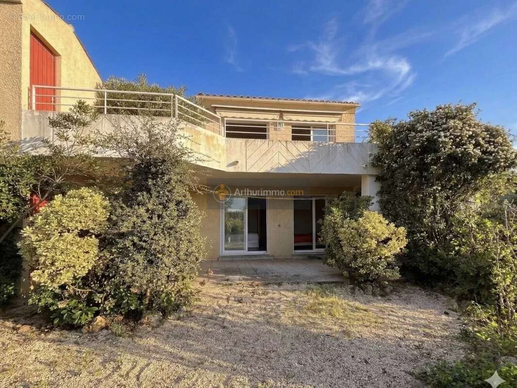 Maison à LES ISSAMBRES