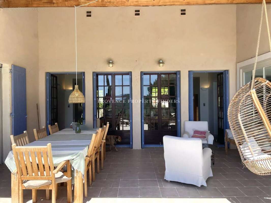 Maison à LORGUES