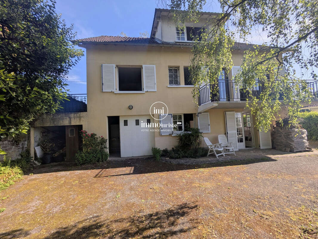 Maison à LE PALAIS-SUR-VIENNE
