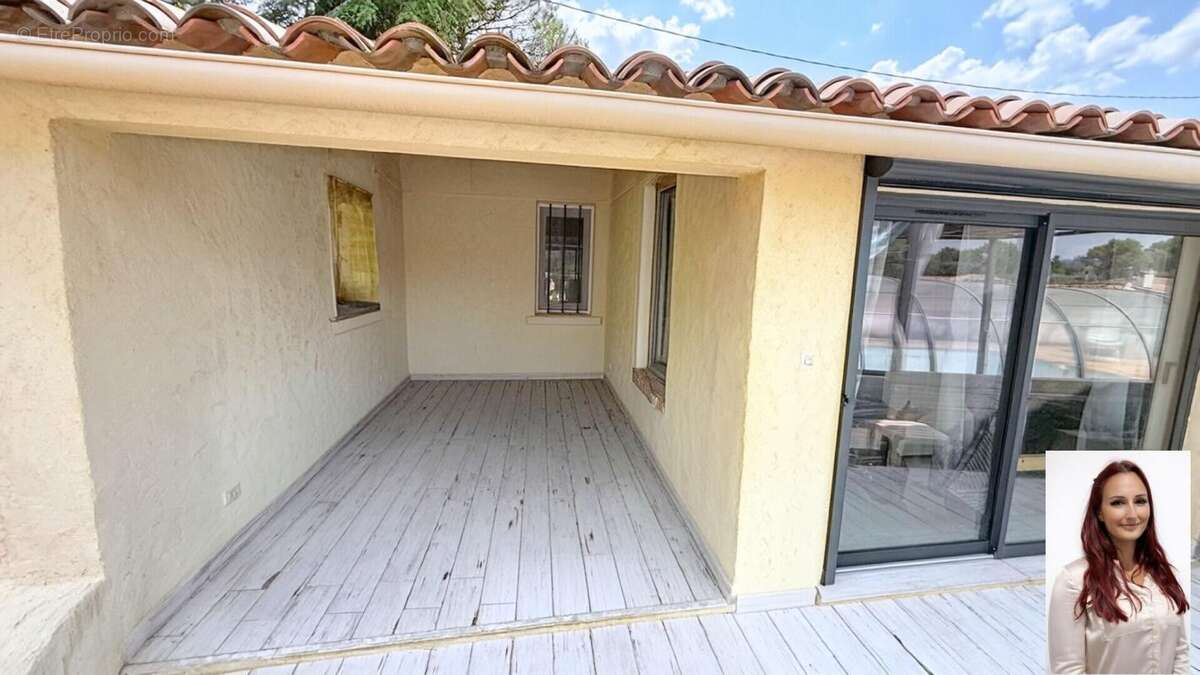 Villa plein pied grand terrain plat piscine chauffée - Brignoles quartier du Pin - photo 6