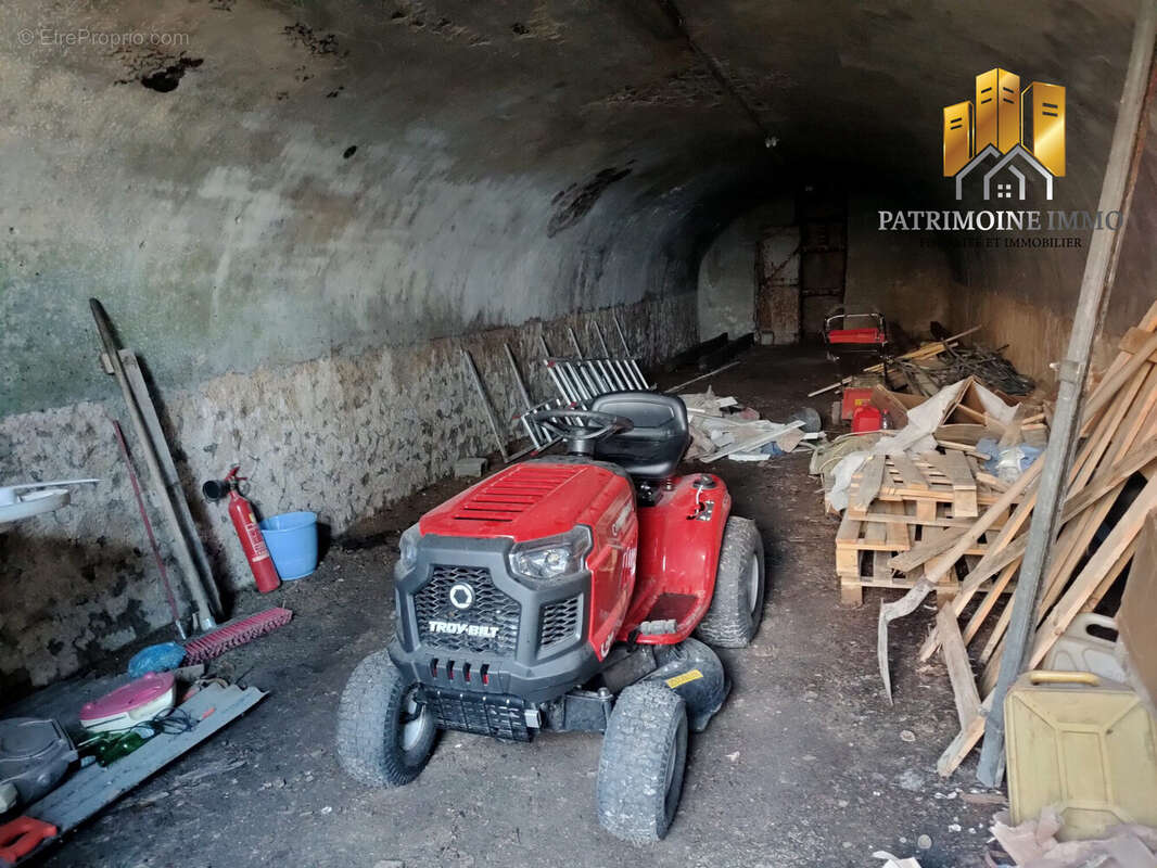 Terrain à SAINT-PIERRE-DU-LOROUER