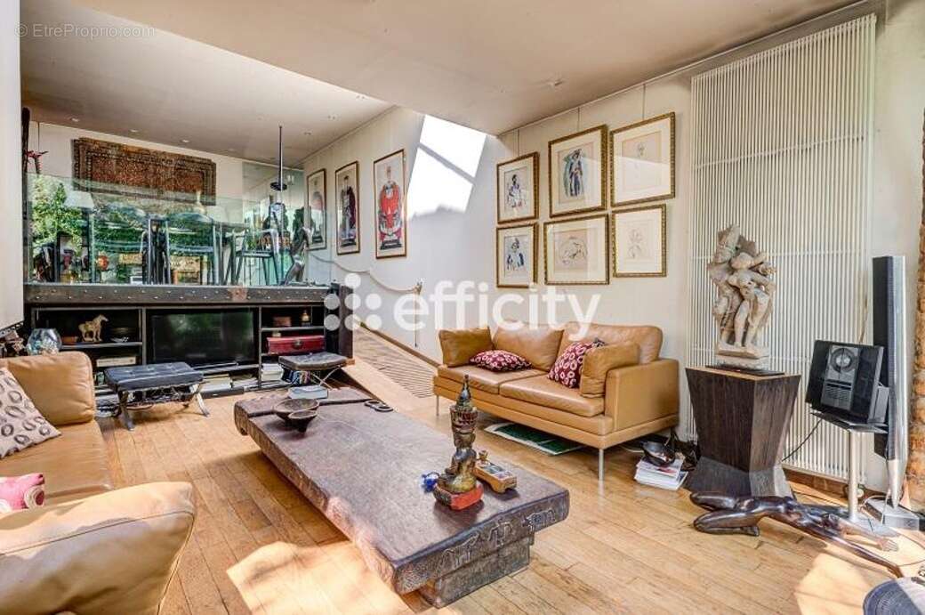 Maison à ISSY-LES-MOULINEAUX