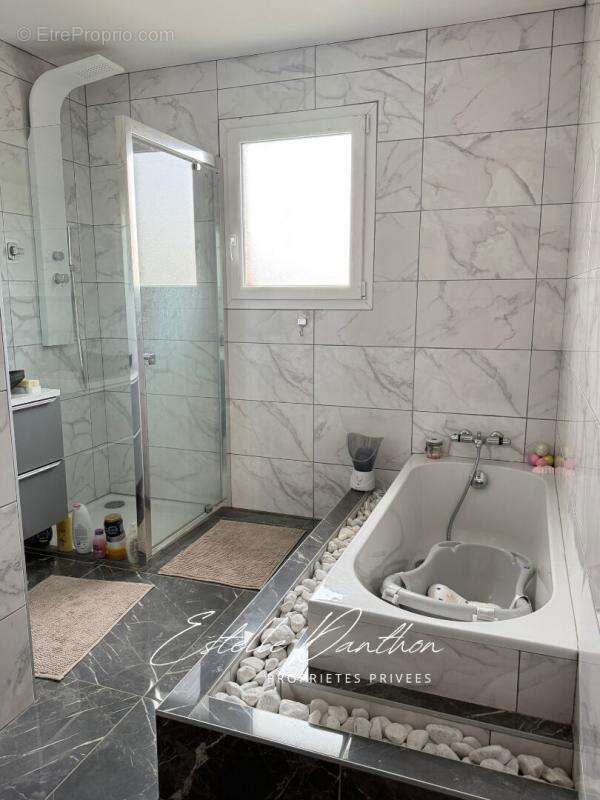 Maison à MARCILLOLES