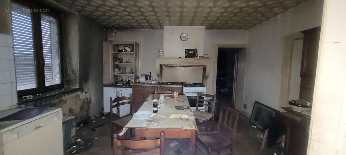 Maison à LANEUVEVILLE-EN-SAULNOIS