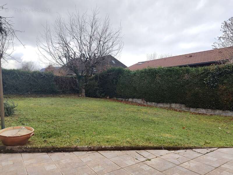 Maison à SAINT-ETIENNE-DE-CROSSEY