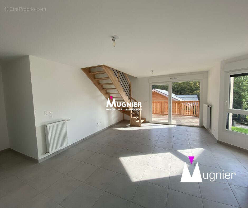 Appartement 61 m² à Taninges  - photo 2