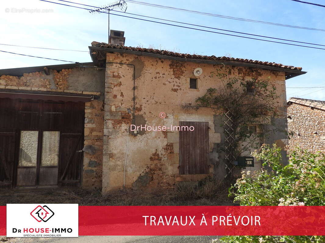 Maison 83 m² à Saint-Sauvant  - photo 29