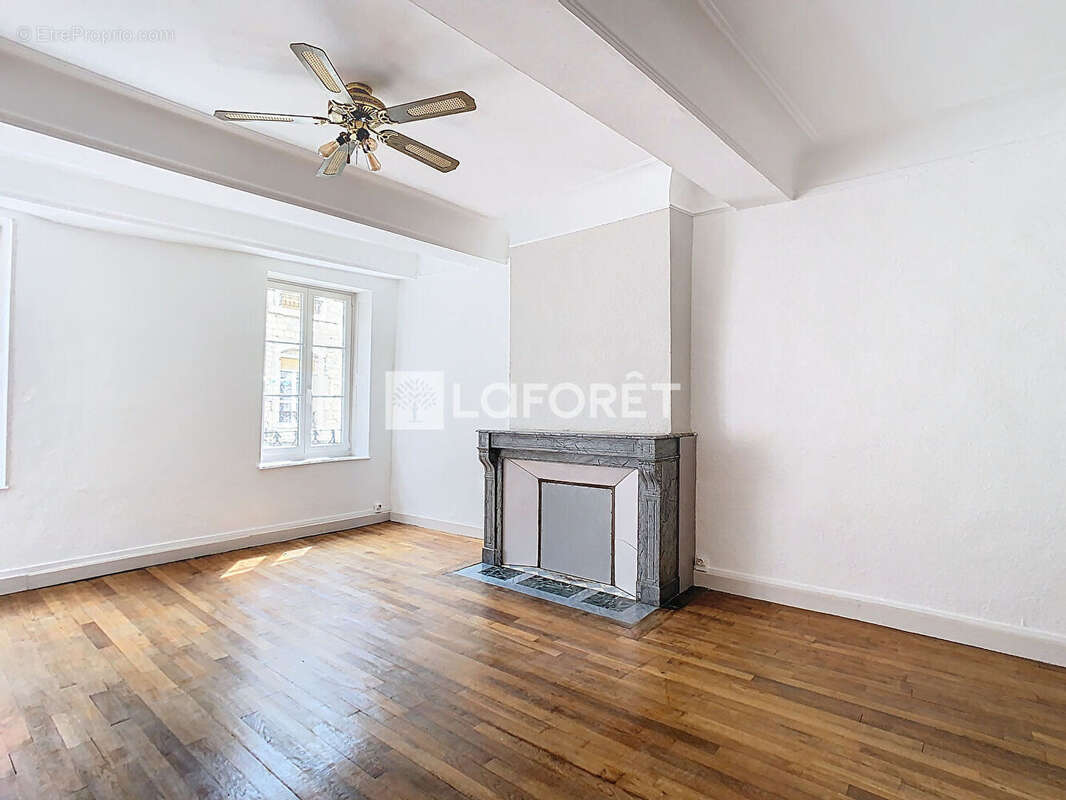 Appartement à NEUFCHATEAU