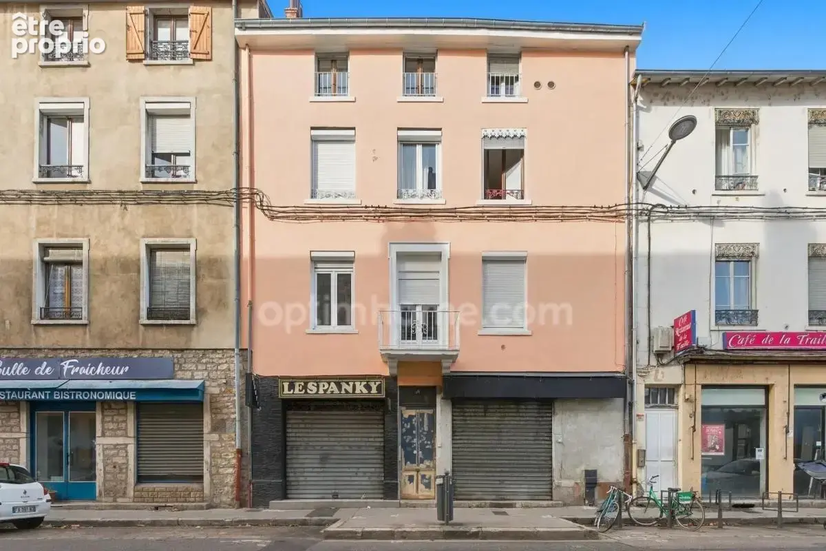 Appartement 3 pièces rénové à proximité des commodités à Oullins - photo 11