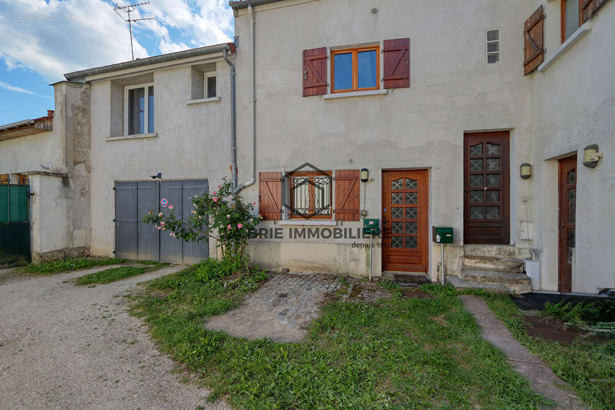 Appartement à MAROLLES-EN-BRIE
