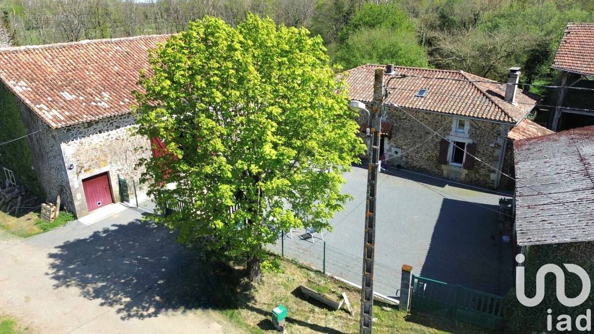 Photo 1 - Maison à VERNEUIL