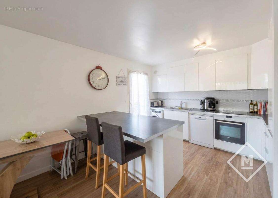 Appartement à MARSEILLE-9E