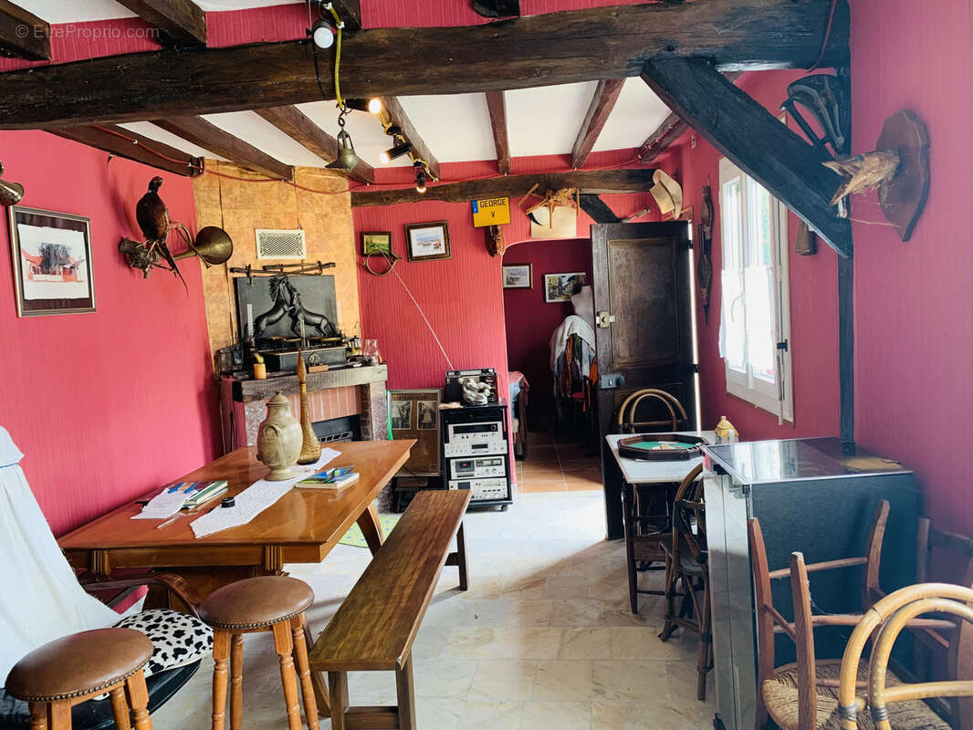 Maison à MONTACHER-VILLEGARDIN