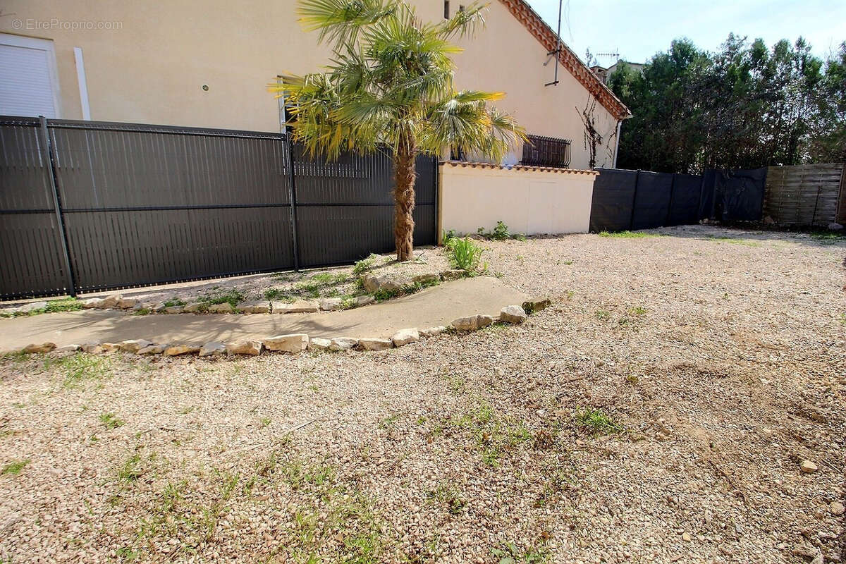 Maison à SAINT-MARTIN-DE-LONDRES