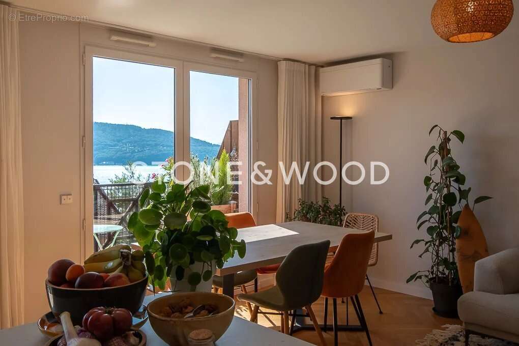 Appartement à VEYRIER-DU-LAC