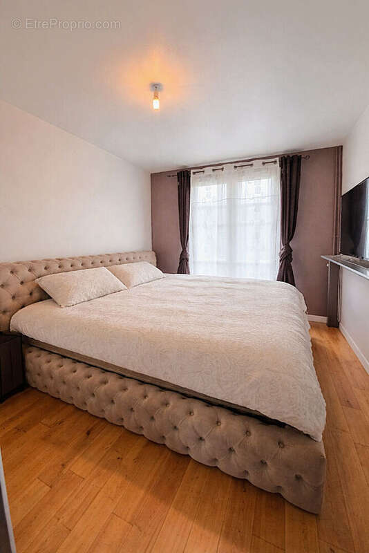 Maison à LA CHAPELLE-EN-SERVAL