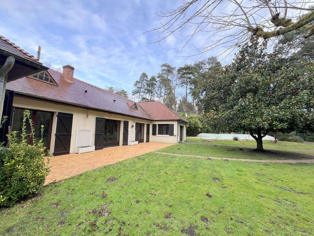 Maison à CERANS-FOULLETOURTE