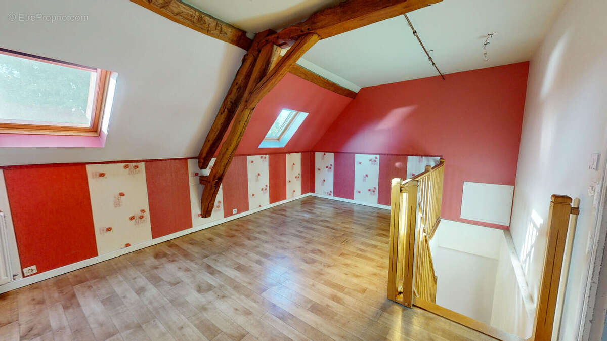 Maison à PRECY