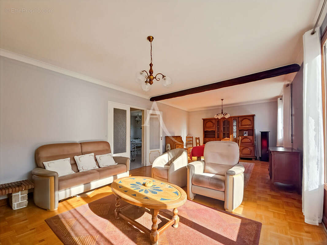 Maison à MEULAN