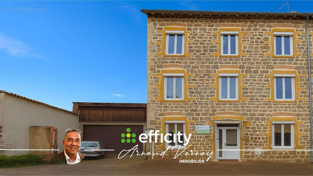 Maison à PONTCHARRA-SUR-TURDINE